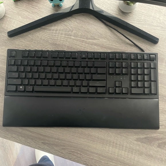 Razer Ornata V2 - GR - Picture 2 of 2
